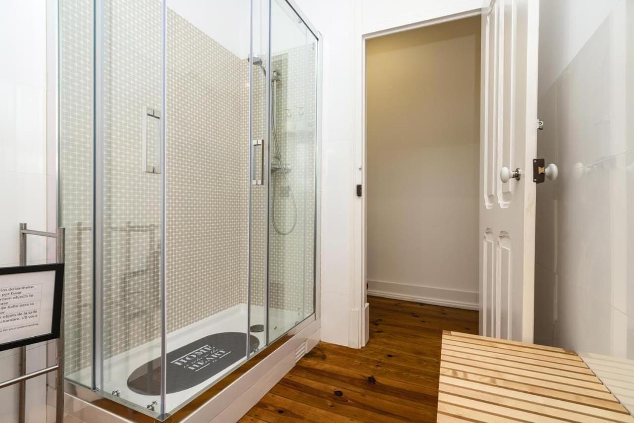 Groovy M2 R3 - Amazing Double Room With En-Suite Bathroom Lisbon Luaran gambar